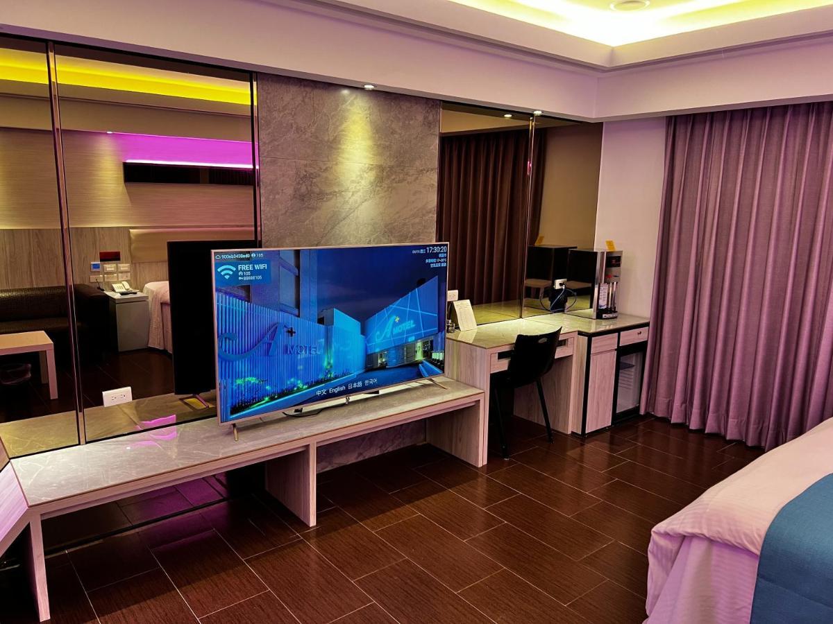 King Motel王者 桃園市旅館177號 Екстериор снимка