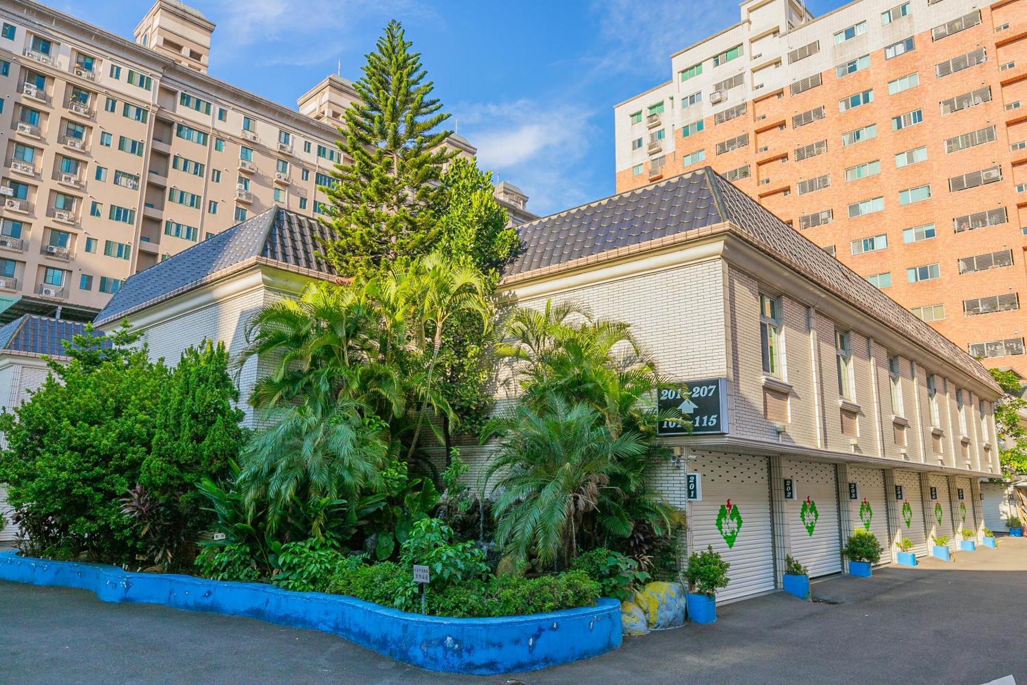 King Motel王者 桃園市旅館177號 Екстериор снимка